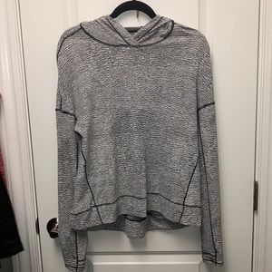 Women’s Lululemon Pullover